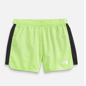 The North Face Girls Never Stop Running Short: GREEN/BLACK: NWT: M10/12